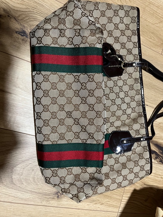 GUCCIトート（ブランドバッグ）の商品画像 - 査定依頼日：2025年9月30日 - 最高査定価格：40,000円