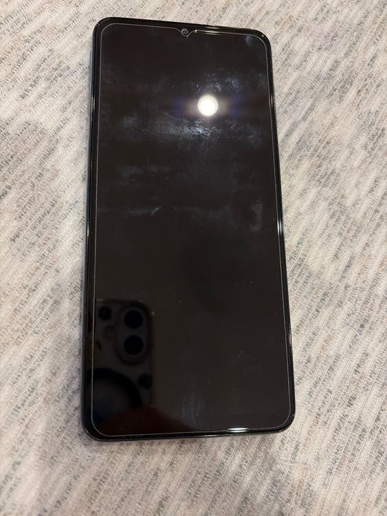 Galaxy A32 5G（スマホ）の商品画像 - 査定依頼日：2026年8月9日 - 最高査定価格：3,500円