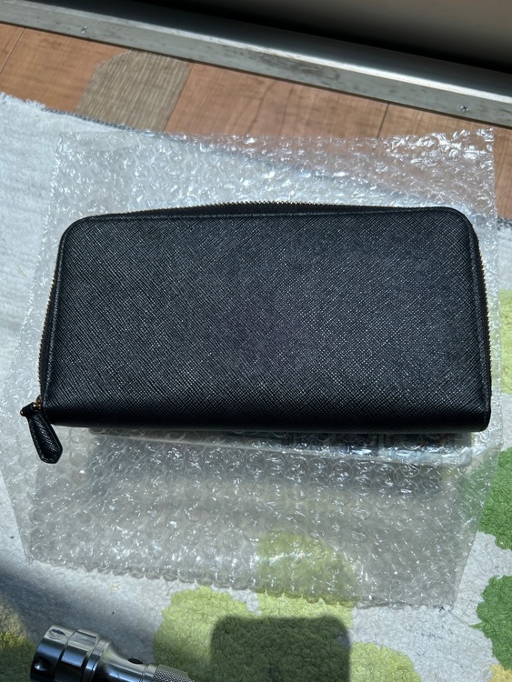 サフィアーノレザー　長財布（古着・ファッション）の商品画像 - 査定依頼日：2025年7月26日 - 最高査定価格：20,000円