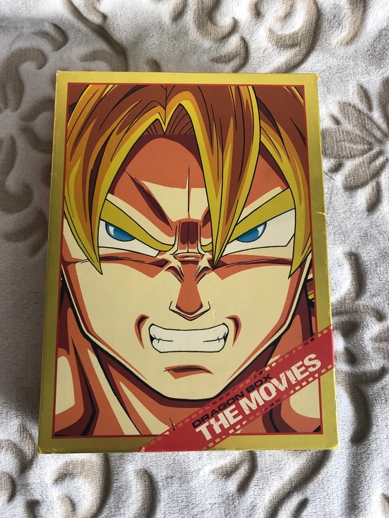ドラゴンボール劇場版「DRAGON BOX THE MOVIES」（CD・DVD）の商品画像 - 査定依頼日：2022年2月2日 - 最高査定価格：5,500円