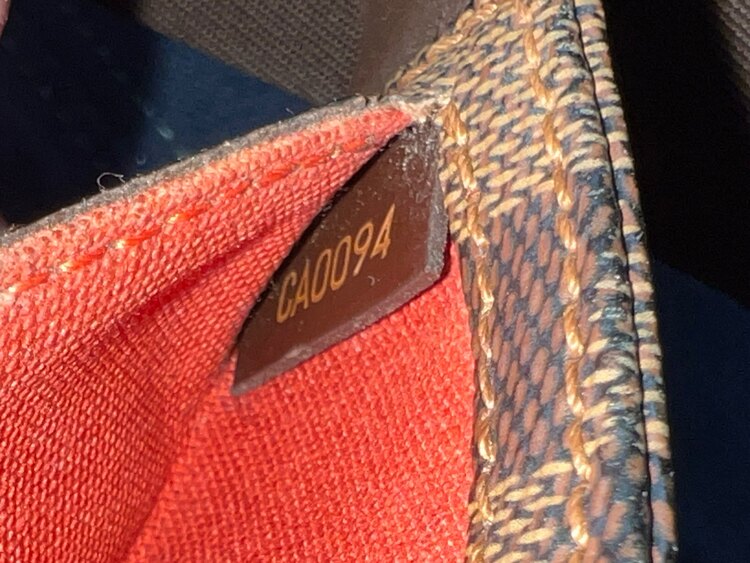 N51994 ジェロニモス　中期（ブランドバッグ）の商品画像 - 査定依頼日：2025年2月24日 - 最高査定価格：70,000円