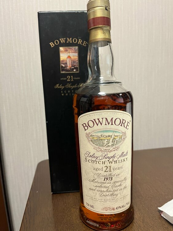 BOWMORE aged 21 years 1973（お酒）の商品画像 - 査定依頼日：2026年2月1日 - 最高査定価格：75,000円