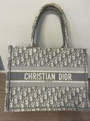 ディオール  （ブランドバッグ）の商品画像 - 査定依頼日：2024年6月8日 - 最高査定価格：10,000円