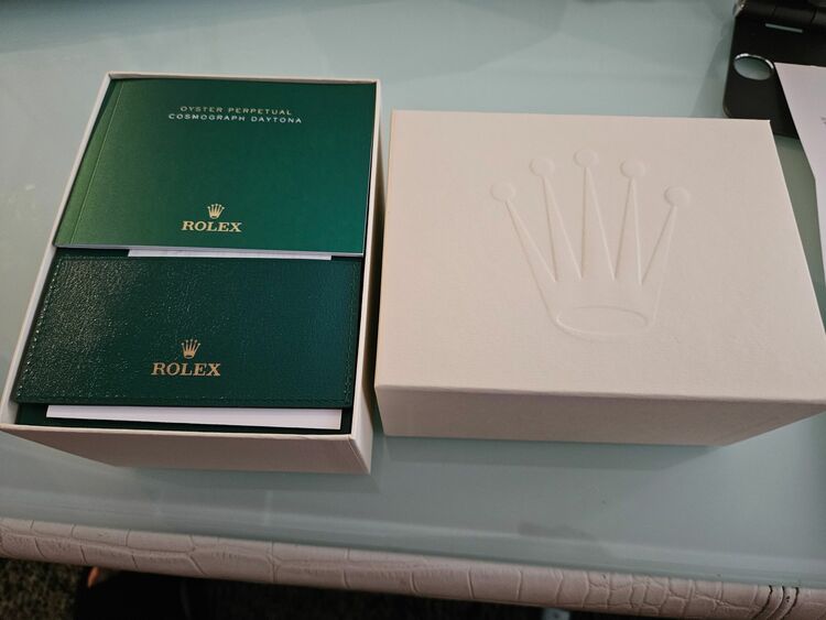 ロレックス デイトナ 116500L（高級時計）の商品画像 - 査定依頼日：2025年6月27日 - 最高査定価格：4,350,000円