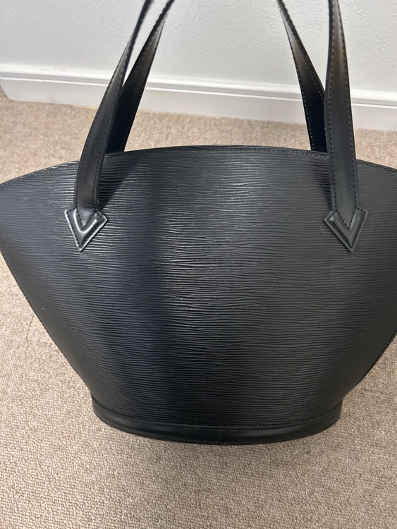 エピ（ブランドバッグ）の商品画像 - 査定依頼日：2025年11月27日 - 最高査定価格：40,000円