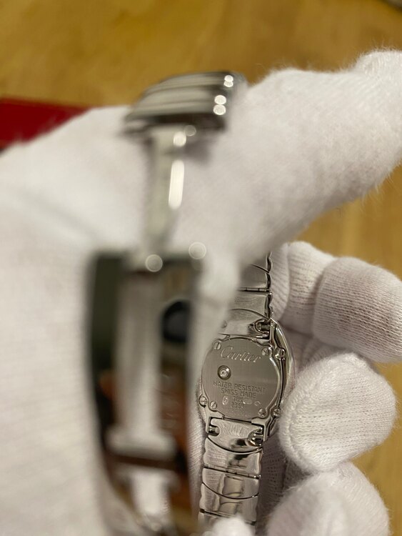 カルティエ ベニュワール （高級時計）の商品画像 - 査定依頼日：2025年1月16日 - 最高査定価格：1,350,000円