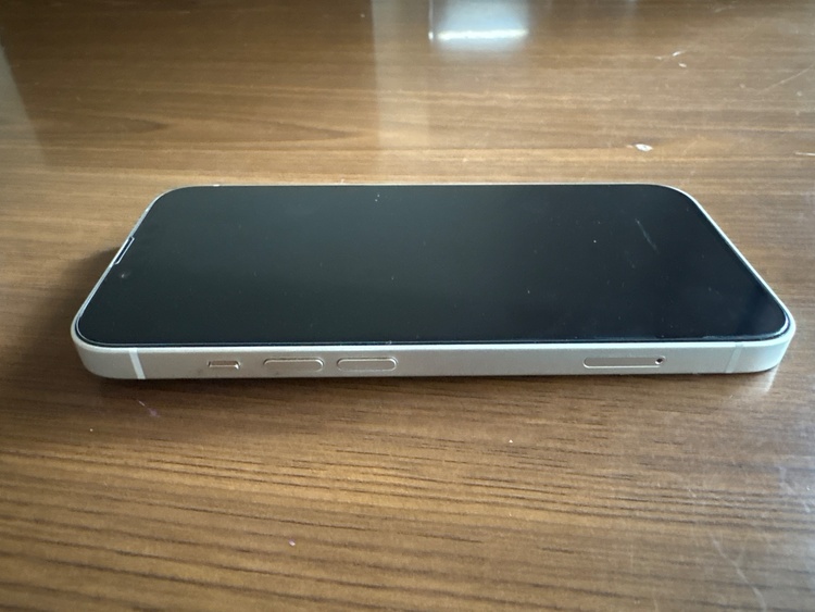 iPhone 14（スマホ）の商品画像 - 査定依頼日：2026年9月23日 - 最高査定価格：46,500円