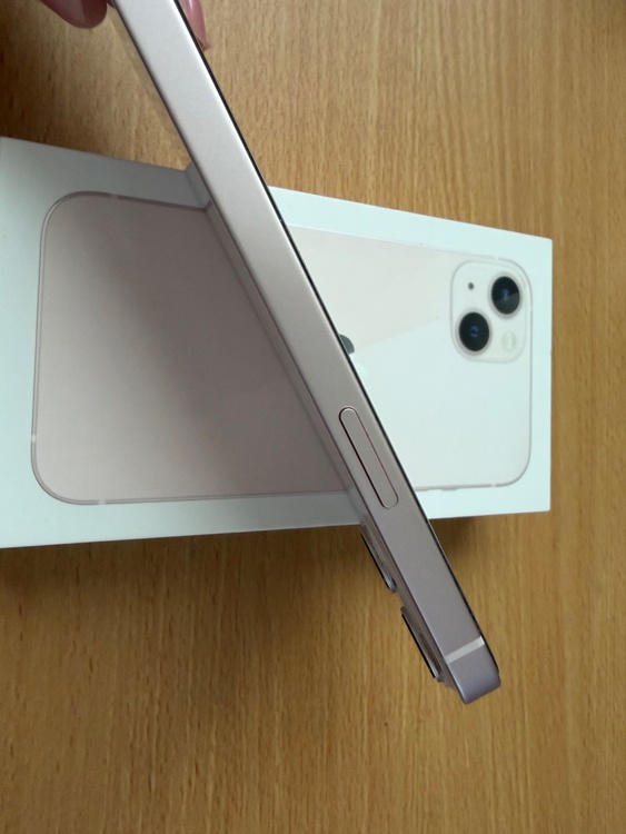 iPhone13 ピンク（スマホ）の商品画像 - 査定依頼日：2026年4月14日 - 最高査定価格：38,000円