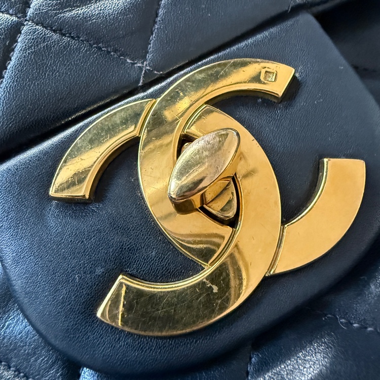 CHANEL デカマトラッセ（ブランドバッグ）の商品画像 - 査定依頼日：2026年1月14日 - 最高査定価格：500,000円