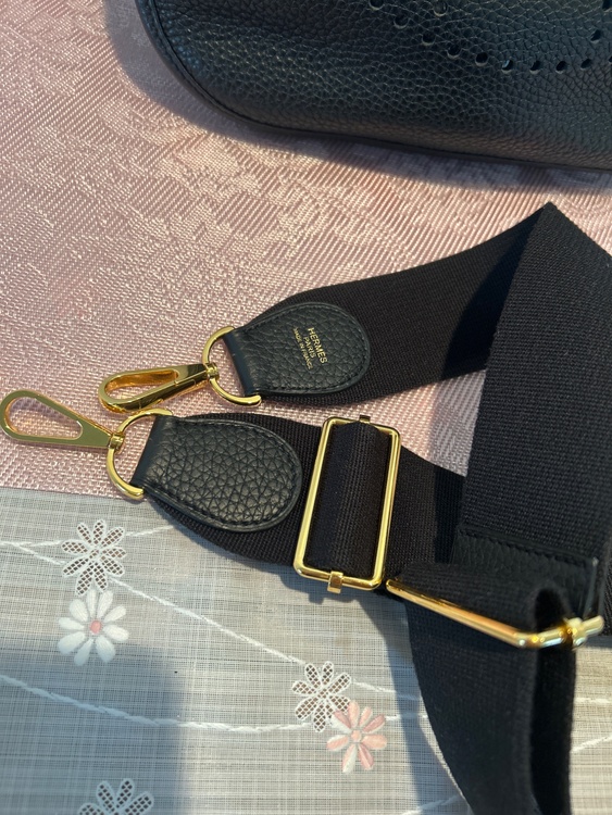 エブリン3PM（ブランドバッグ）の商品画像 - 査定依頼日：2026年2月20日 - 最高査定価格：100,000円