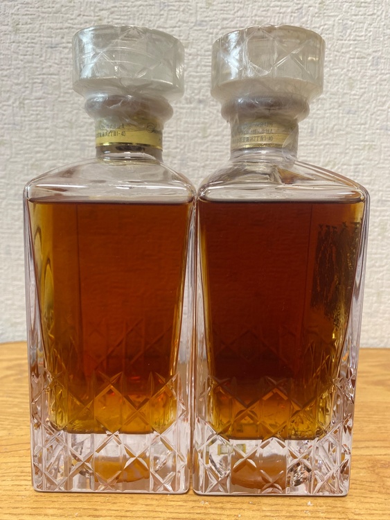 サントリーウイスキー インペリアル　600ml 43% 2本（お酒）の商品画像 - 査定依頼日：2026年1月7日 - 最高査定価格：95,500円