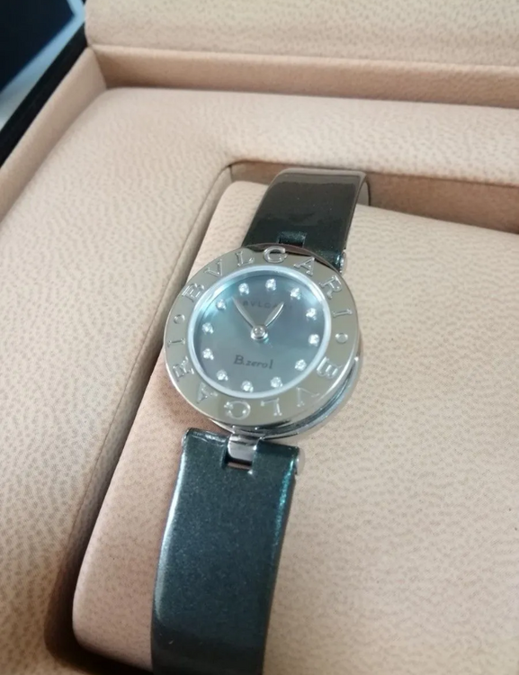 BVLGARI　ビーゼロワン　ブルーシェルダイヤモンド（高級時計）の商品画像 - 査定依頼日：2025年1月23日 - 最高査定価格：40,000円