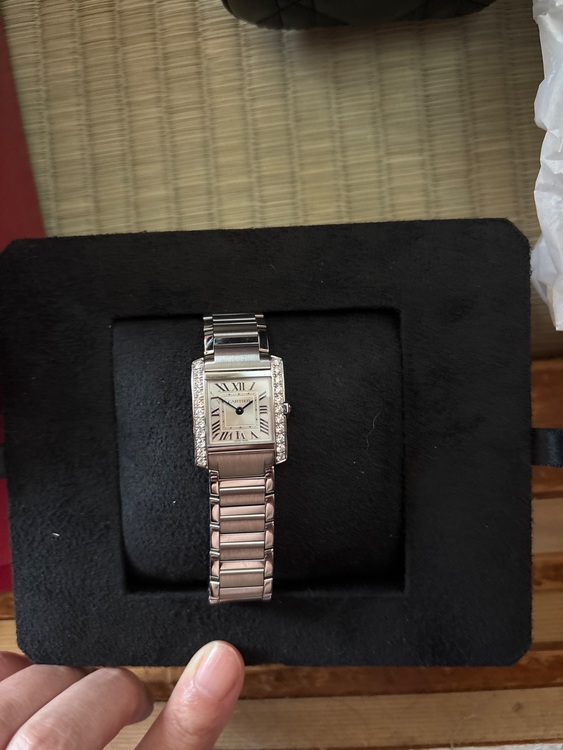 カルティエ タンク w4ta002（高級時計）の商品画像 - 査定依頼日：2025年6月17日 - 最高査定価格：900,000円