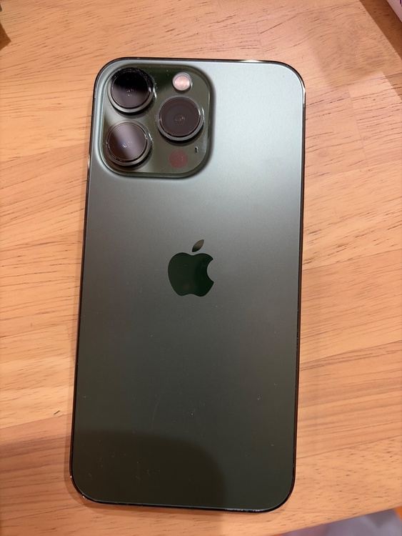 iPhone 13 Pro 256GB au（スマホ）の商品画像 - 査定依頼日：2026年5月6日 - 最高査定価格：55,000円