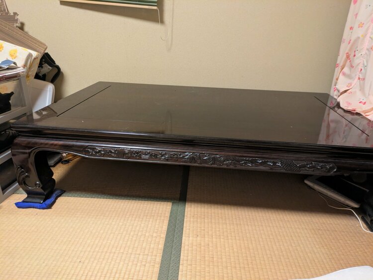 黒檀座卓（美術品・骨董品）の商品画像 - 査定依頼日：2026年7月21日 - 最高査定価格：5,000円