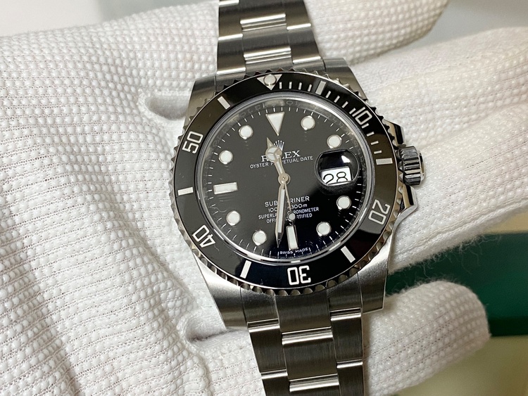 ロレックス サブマリーナー 116610LN（高級時計）の商品画像 - 査定依頼日：2026年1月29日 - 最高査定価格：1,800,000円