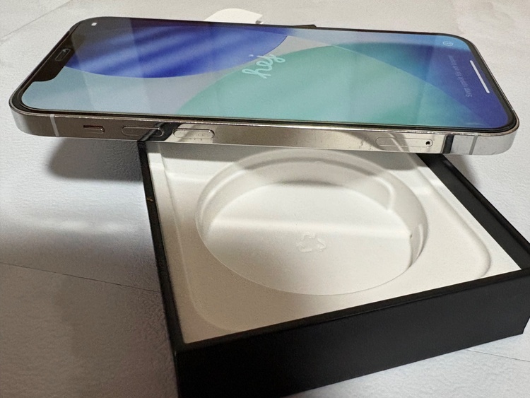 iPhone12pro（スマホ）の商品画像 - 査定依頼日：2026年1月7日 - 最高査定価格：36,000円