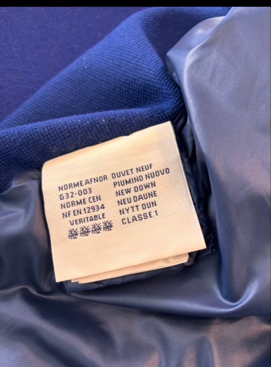 モンクレール（古着・ファッション）の商品画像 - 査定依頼日：2025年12月27日 - 最高査定価格：40,000円