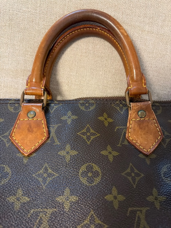 LOUIS VUITTON（ルイ・ヴィトン）モノグラム スピーディ40（ブランドバッグ）の商品画像 - 査定依頼日：2026年10月4日 - 最高査定価格：25,000円