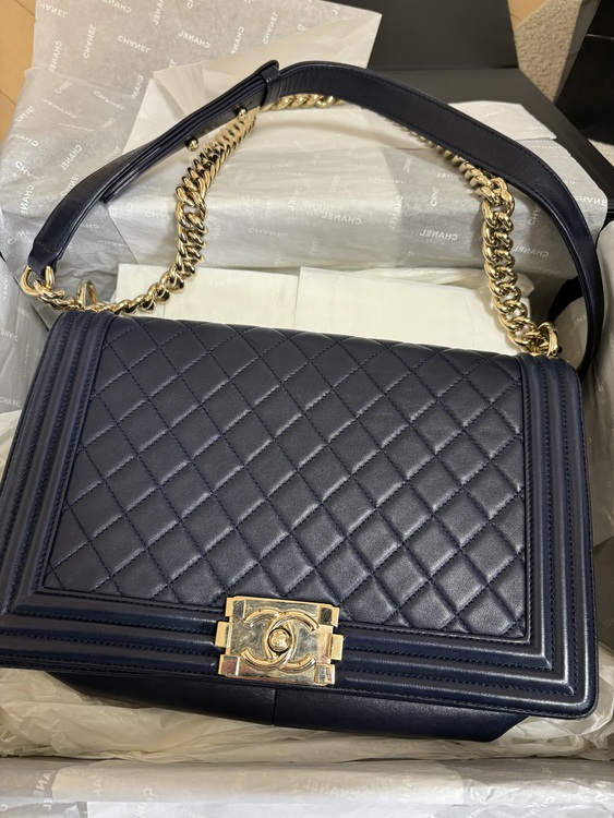 シャネル ボーイシャネル （ブランドバッグ）の商品画像 - 査定依頼日：2025年2月20日 - 最高査定価格：380,000円