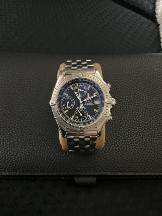 ブライトリング クロノマット ブライトリング BREITLING A13050.1 クロノマット フレッチェトリコローリ 限定4000本 クロノグラフ（高級時計）の商品画像 - 査定依頼日：2026年3月22日 - 最高査定価格：250,000円