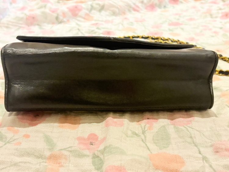 チェーンショルダー（ブランドバッグ）の商品画像 - 査定依頼日：2026年2月10日 - 最高査定価格：100,000円