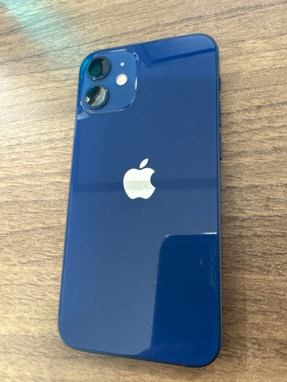 iPhone 12 mini 64GB au（スマホ）の商品画像 - 査定依頼日：2026年1月9日 - 最高査定価格：21,000円