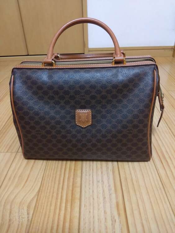 ボストンバッグ（ブランドバッグ）の商品画像 - 査定依頼日：2025年5月26日 - 最高査定価格：12,000円