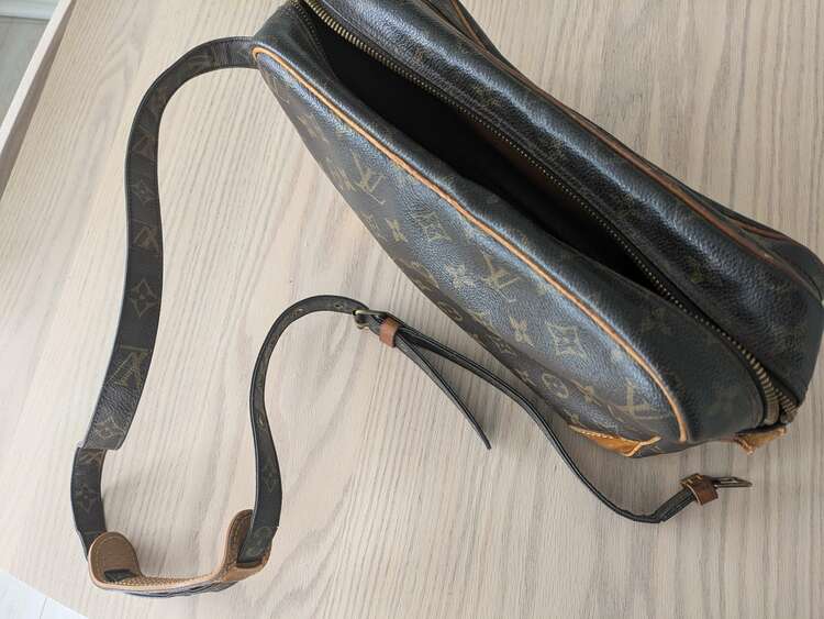 ルイヴィトン モノグラム （ブランドバッグ）の商品画像 - 査定依頼日：2025年3月19日 - 最高査定価格：40,000円