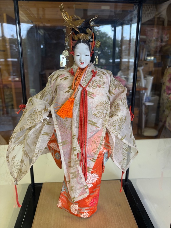 不明（美術品・骨董品）の商品画像 - 査定依頼日：2026年10月6日 - 最高査定価格：3,000円