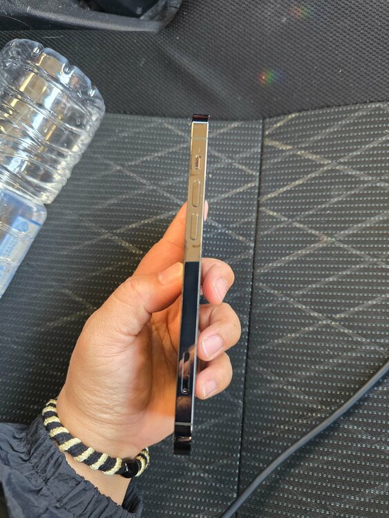 iPhone 12 Pro 128GB au（スマホ）の商品画像 - 査定依頼日：2026年4月8日 - 最高査定価格：28,000円