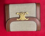 トリオンフ（ブランド財布・小物）の商品画像 - 査定依頼日：2025年3月5日 - 最高査定価格：35,000円