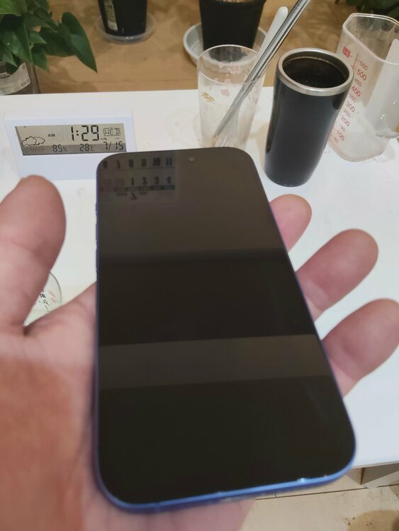 iPhone iPhone 16 128GB au（スマホ）の商品画像 - 査定依頼日：2026年7月15日 - 最高査定価格：80,000円