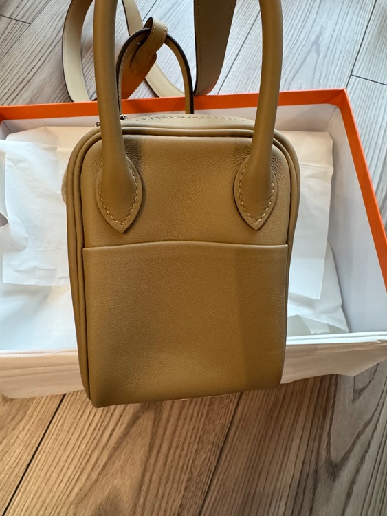 エルメス リンディ （ブランドバッグ）の商品画像 - 査定依頼日：2025年7月1日 - 最高査定価格：1,070,000円