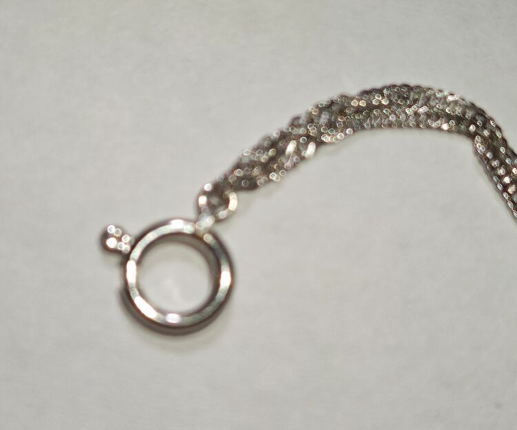 純プラチナ　Wスクリューブレスレット（金・貴金属）の商品画像 - 査定依頼日：2025年11月1日 - 最高査定価格：16,000円