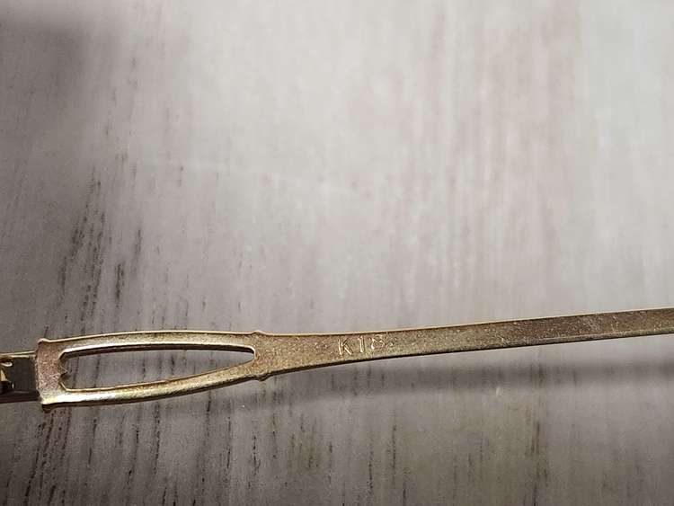 K18のメガネフレーム1、指輪2 、鼻あて2、タイピン1（金・貴金属）の商品画像 - 査定依頼日：2023年10月16日 - 最高査定価格：220,000円