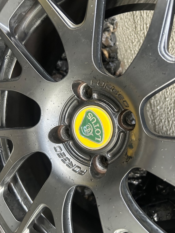 タイヤホイール　ロータスエリーゼ（カー用品）の商品画像 - 査定依頼日：2026年2月19日 - 最高査定価格：12,000円