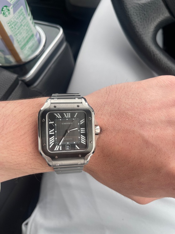 　サントスドゥカルティエ　LM　グレー　SS　（高級時計）の商品画像 - 査定依頼日：2025年11月24日 - 最高査定価格：980,000円