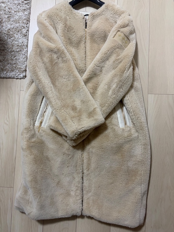 タトラス（古着・ファッション）の商品画像 - 査定依頼日：2026年8月26日 - 最高査定価格：18,000円