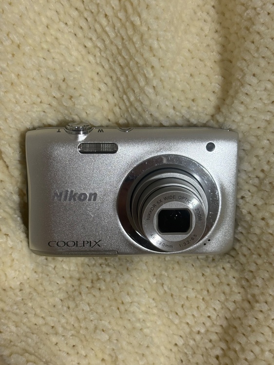 Nikon COOLPIX A100（カメラ）の商品画像 - 査定依頼日：2026年8月5日 - 最高査定価格：7,000円