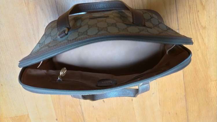 グッチハンドバッグ（ブランドバッグ）の商品画像 - 査定依頼日：2022年10月18日 - 最高査定価格：20,000円