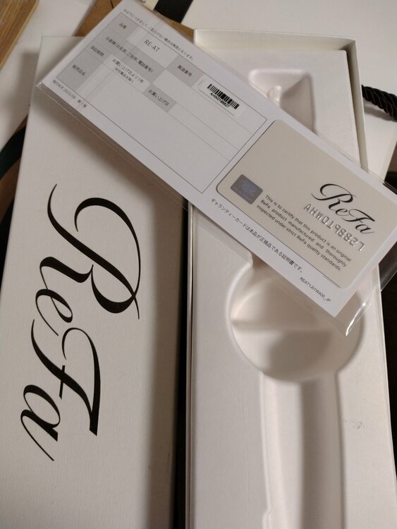 リファストレートアイロン、リファカールアイロン（コスメ・美容・健康器具）の商品画像 - 査定依頼日：2026年3月24日 - 最高査定価格：13,000円