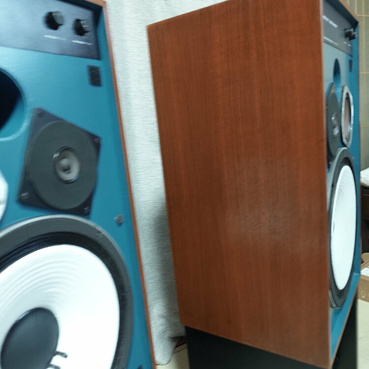 JBL４３１２（オーディオ・スピーカー）の商品画像 - 査定依頼日：2026年9月7日 - 最高査定価格：70,000円
