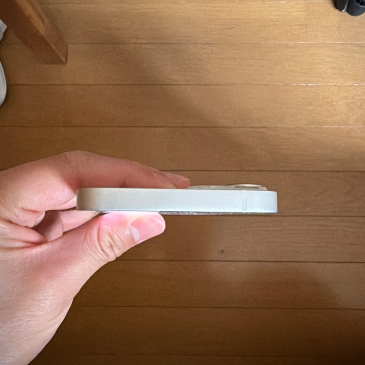 iPhone 13 128GB SIMフリー（スマホ）の商品画像 - 査定依頼日：2026年4月2日 - 最高査定価格：36,000円