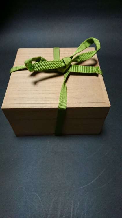 平和祈念事業特別基金 内閣総理大臣 銀杯（金・貴金属）の商品画像 - 査定依頼日：2023年9月25日 - 最高査定価格：14,000円