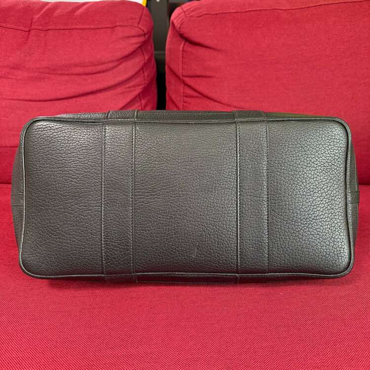 ガーデンパーティ　ネゴンダ　ブラック（ブランドバッグ）の商品画像 - 査定依頼日：2025年4月10日 - 最高査定価格：300,000円