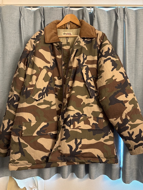 stussy denim tears  ダウンジャケット（古着・ファッション）の商品画像 - 査定依頼日：2026年6月11日 - 最高査定価格：18,000円