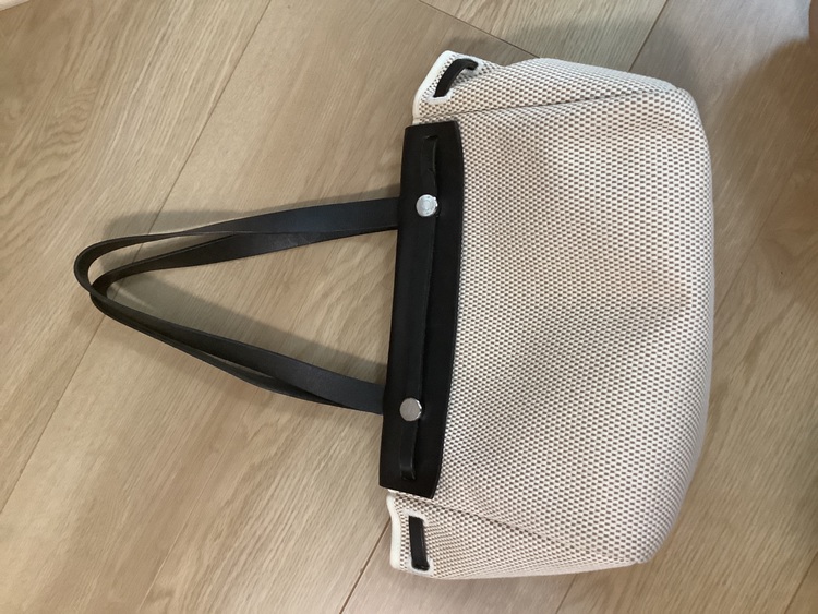 カバス（ブランドバッグ）の商品画像 - 査定依頼日：2025年9月21日 - 最高査定価格：100,000円