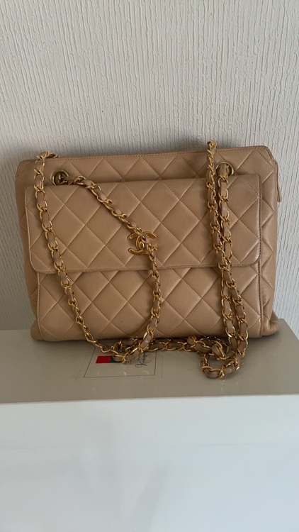 4795748（ブランドバッグ）の商品画像 - 査定依頼日：2025年7月30日 - 最高査定価格：200,000円