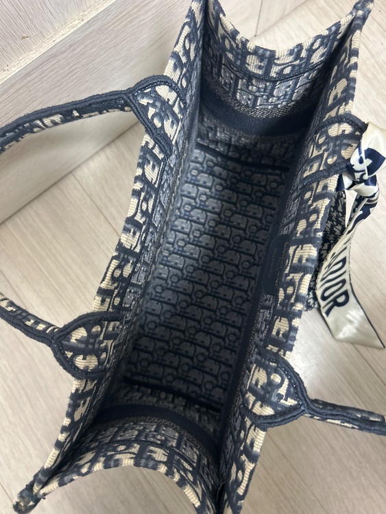 ディオール  （ブランドバッグ）の商品画像 - 査定依頼日：2025年11月19日 - 最高査定価格：150,000円